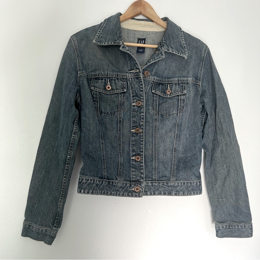 Gap y2k jean jacket 100% cotton medium wash size medium adjustable waist
